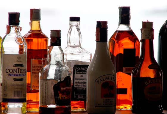Kann man bei der ketogenen Ernährung wirklich ohne Bedenken Alkohol trinken?